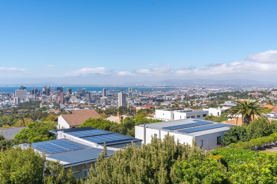 5 Bedroom Property for Sale in Oranjezicht Western Cape